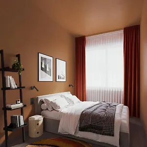 Bob W Ticinese 4* מילאנו
